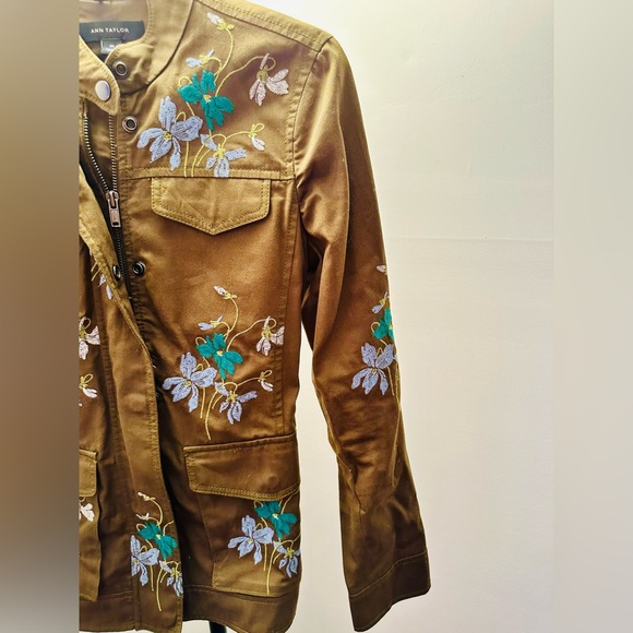 Ann Taylor Olive Green Embroidered Floral Tie-Waist Jacket, Size XS - Picture 5 of 11